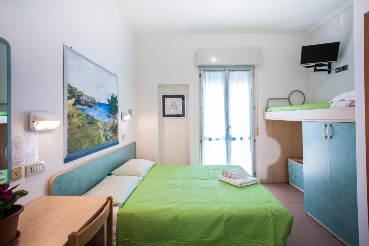 Hotel Silvana Cattolica Luaran gambar